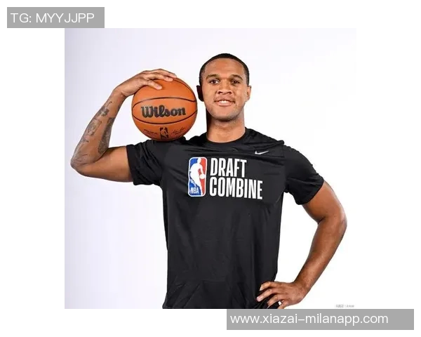 黄蜂官方宣布签约NCAA得分王埃里克狄克逊前湖人球员重返赛场 黄蜂官方宣布签约NCAA得分王埃里克狄克逊前湖人球员重返赛场