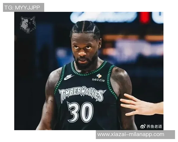 爱德华兹伤退传闻引发关注里德坚定表示他明天能上场比赛 爱德华兹伤退传闻引发关注里德坚定表示他明天能上场比赛