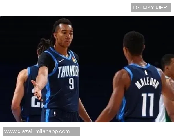 雷霆在半场以49-39领先森林狼亚历山大表现出色贡献19分4篮板4助攻