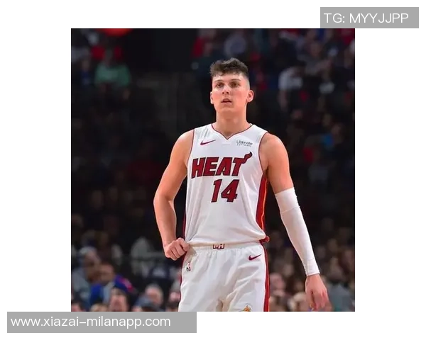 希罗表现平平15投仅中7罚球全中却正负值惨淡25球队失利成焦点 希罗表现平平15投仅中7罚球全中却正负值惨淡25球队失利成焦点